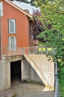 Einfahrt Tiefgarage Sichere Rendite statt negativer Zinsen - Mehrfamilienhaus als Kapitalanlage -VERKAUFT-