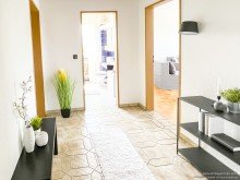 Diele Sonnige Dreizimmerwohnung mit Fahrstuhl