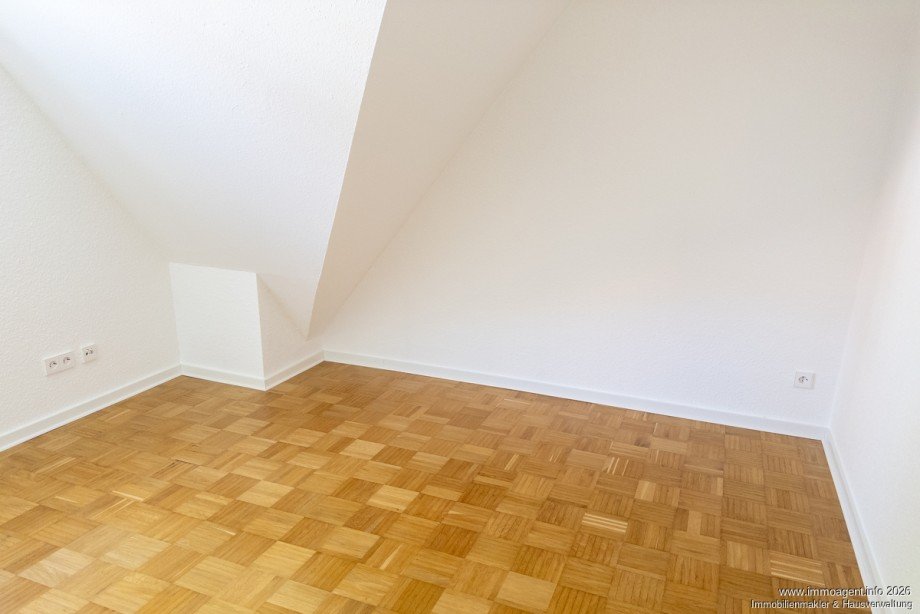 Schlafzimmer Hofseite Bild 3 Etagenwohnung Bielefeld