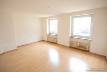 Schlafzimmer Gem�tliche Citywohnung gegen�ber vom Stadttheater -VERMIETET-