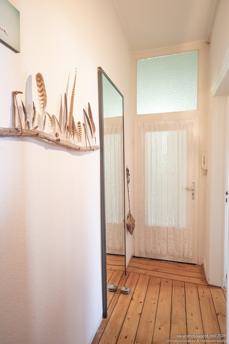 Flur Dachgeschosswohnung Bielefeld