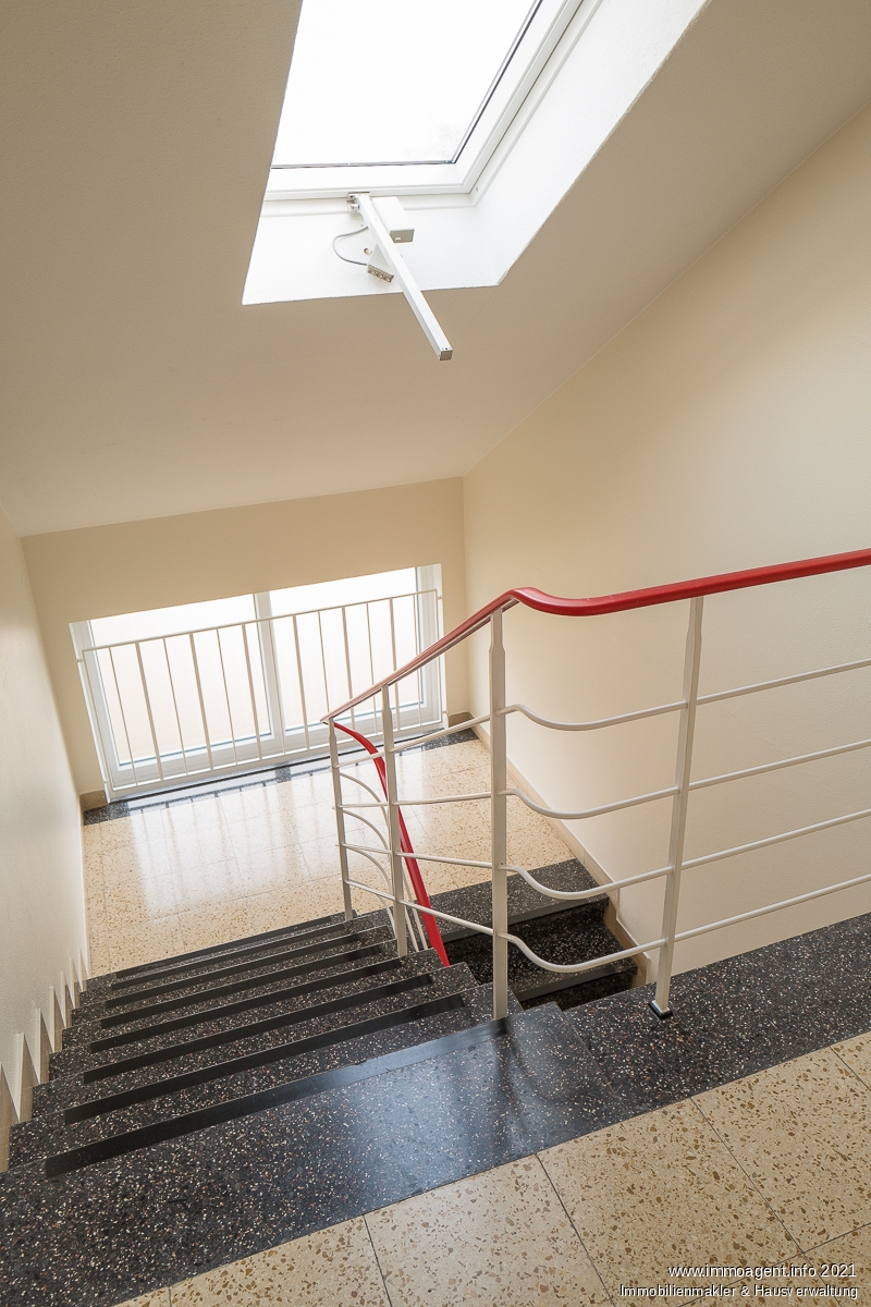 Treppenhaus Dachgeschosswohnung Bielefeld