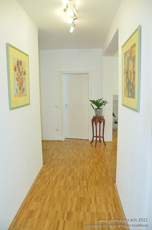 Diele Etagenwohnung Bielefeld