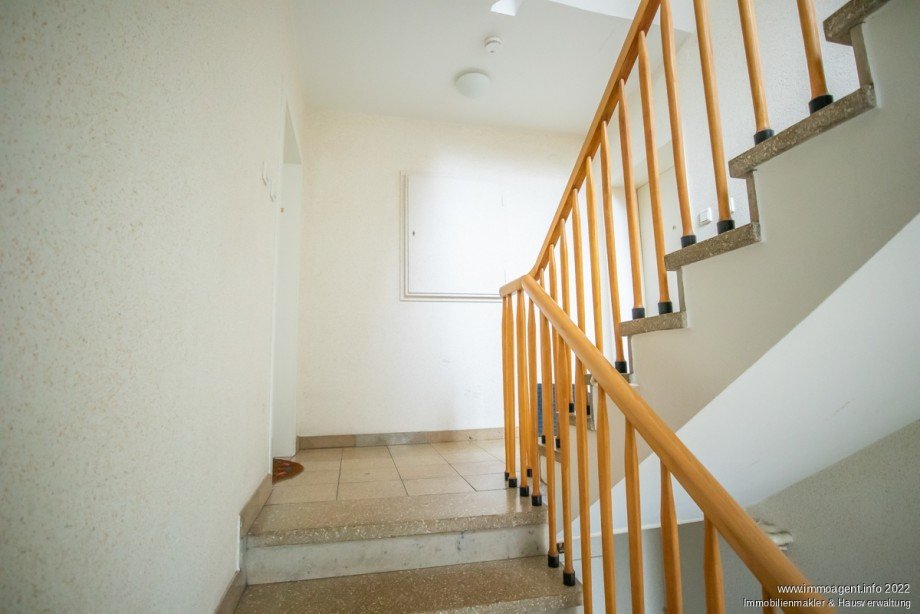 Treppenhaus Erdgeschosswohnung Bielefeld
