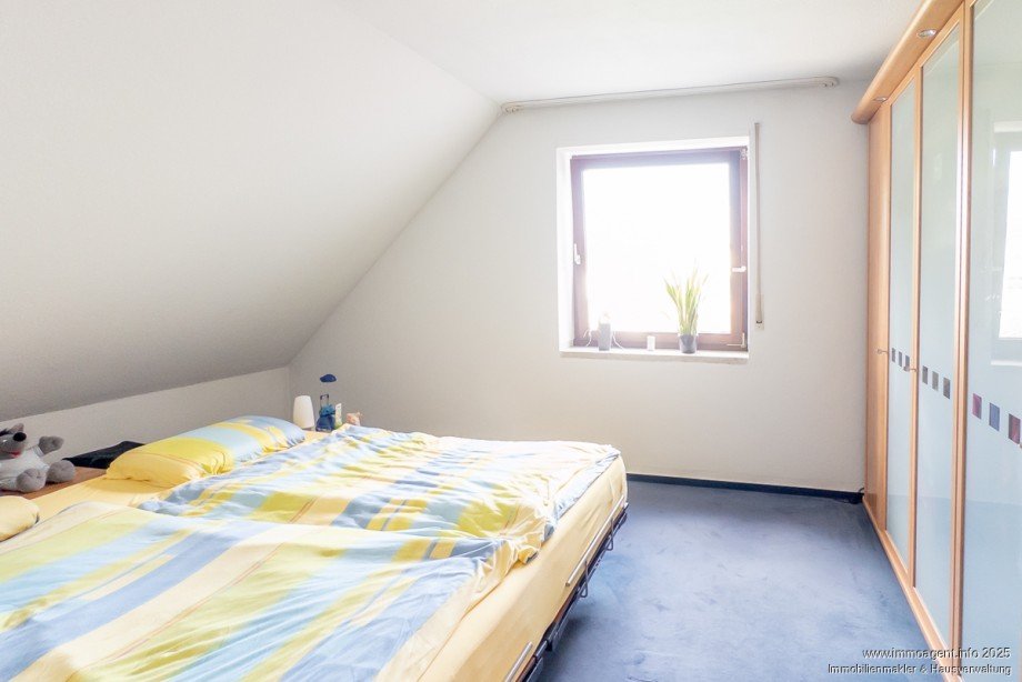Schlafzimmer Dachgeschosswohnung Bielefeld