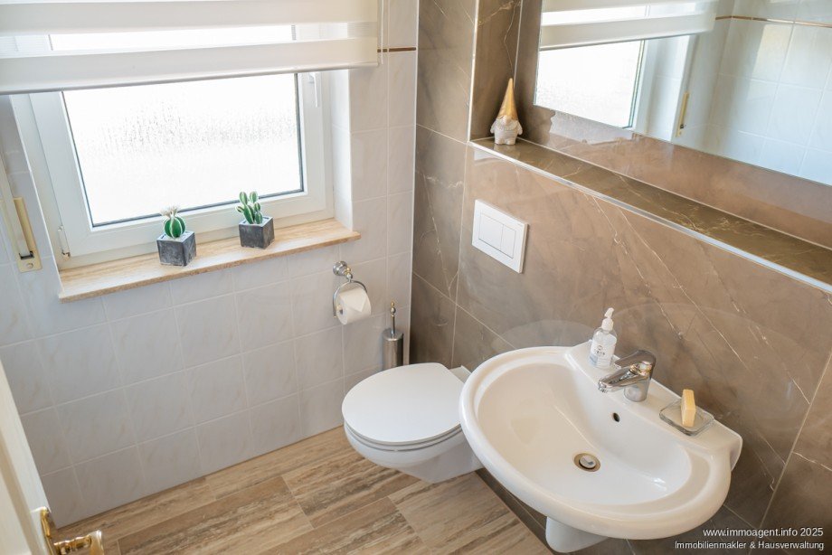 G�ste-WC Einfamilienhaus Leopoldsh�he