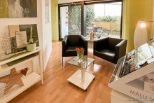 EG, Gewerbe Salon Top gepflegtes Mehrfamilienhaus zentral und ruhig in Brackwede  -VERKAUFT-