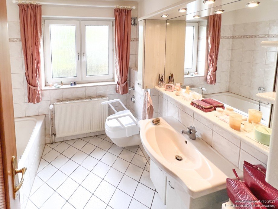 Bad Etagenwohnung Bielefeld