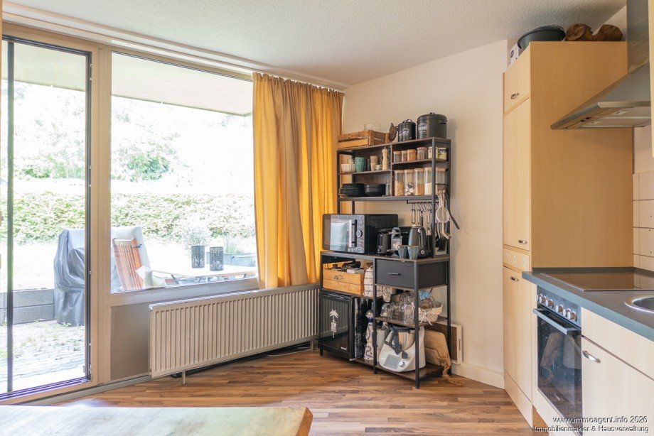 Wohnraum mit K�chenzeile Etagenwohnung Bielefeld