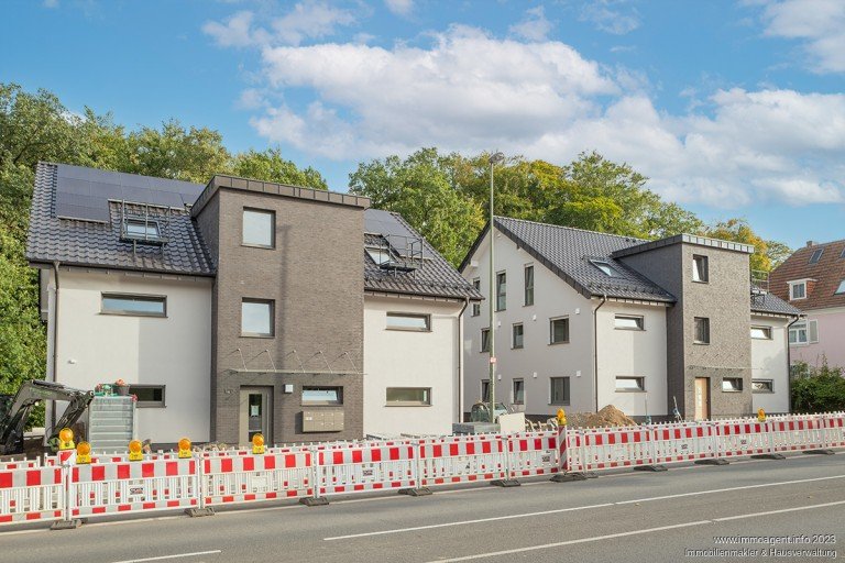 Ansicht Bielefeld Etagenwohnung Erstbezug einer Dreizimmerwohnung im Bielefelder Westen -VERMIETET-