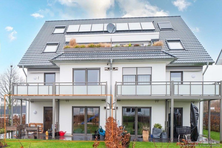 Ansicht Bielefeld Erdgeschosswohnung Neuwertige Erdgeschosswohnung mit eigenem Garten -VERMIETET-