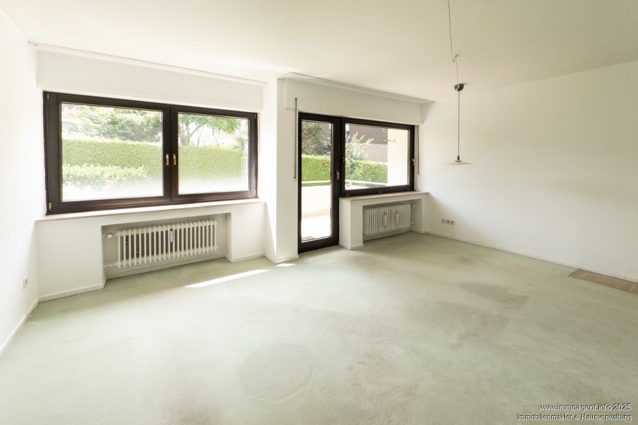 Wohn-/Esszimmer Etagenwohnung Bielefeld