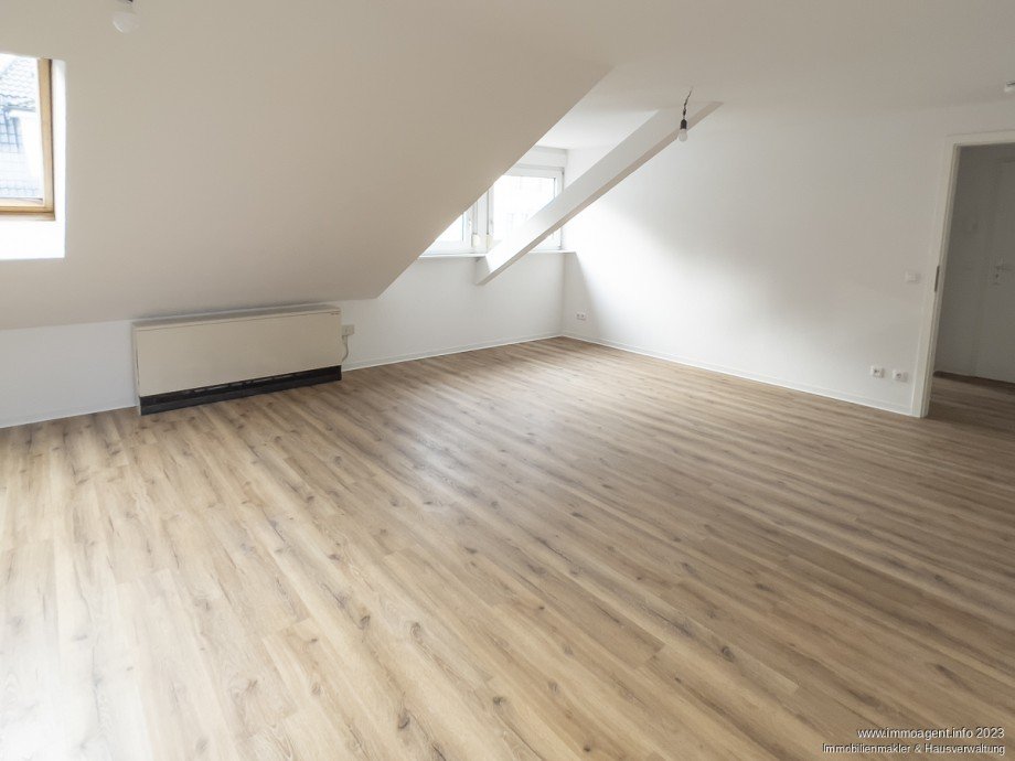 Wohn-/Esszimmer Etagenwohnung Bielefeld