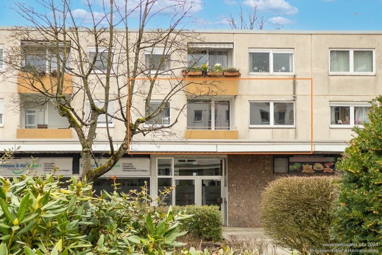 Aussenansicht Bielefeld Etagenwohnung Sch�ne Dreizimmerwohnung mit TG-Stellplatz in Bielefeld-Stieghorst -VERKAUFT-