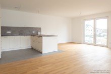 Wohnen (EBK noch nicht komplett) Helle Dreizimmerwohnung nahe der Universit�t -VERMIETET-