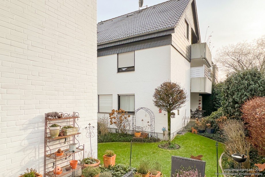 Garten Mehrfamilienhaus Bielefeld
