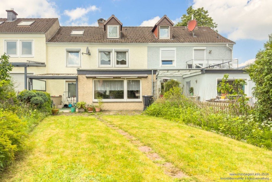 Ansicht vom Garten Reihenhaus Bielefeld