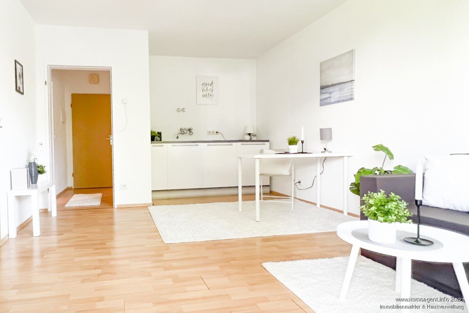 Wohnraum mit offener K�che Erdgeschosswohnung Bielefeld