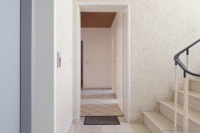 Wohnungseingang Zentrale 3-Zimmer-Wohnung mit Loggia in Brackwede f�r Selbstnutzer oder Kapitalanleger -VERKAUFT-