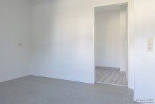 Schlafzimmer Bild 3 Selbst einziehen oder vermieten? Zentrale 3-Zimmer-Wohnung mit Loggia in Brackwede -VERKAUFT-