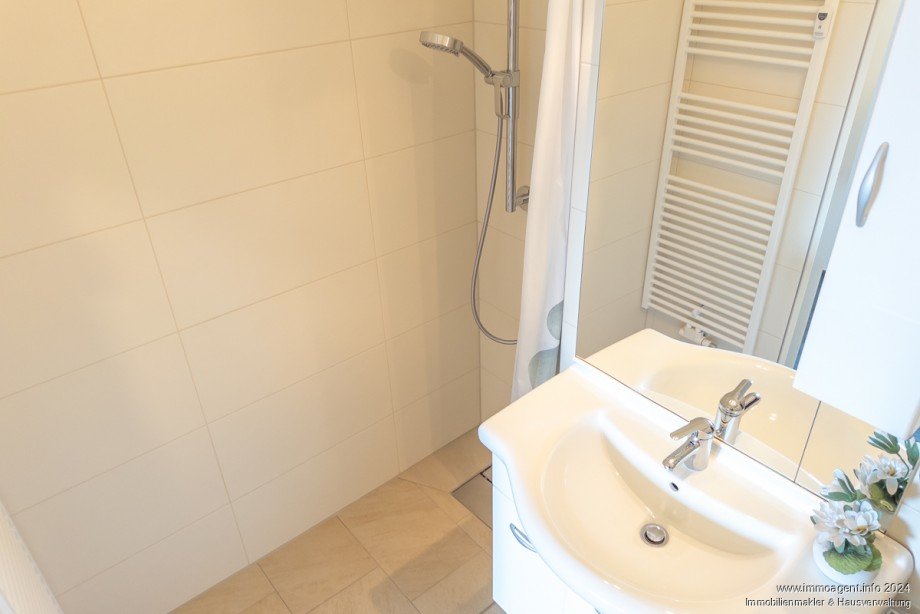 Bad Etagenwohnung Bielefeld