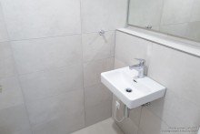 G�ste-WC Neubauwohnung mit drei Zimmern im Bielefelder Westen