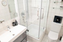 Bad M�bliertes Appartment nahe dem Landgericht