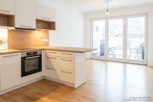 Wohnen Nahe der Uni - kleine Erdgeschosswohnung mit Einbauk�che und Terrasse -VERMIETET-