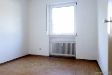 Schlafzimmer 2 Bild 1 Zentrale 3-Zimmer-Wohnung mit Loggia in Brackwede f�r Selbstnutzer oder Kapitalanleger -VERKAUFT-