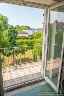 Blick zum Garten KEINE K�UFERPROVISION - Ruhig gelegene Doppelhaush�lfte zentral in Schildesche -VERKAUFT-