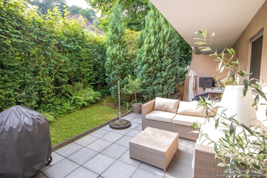 Terrasse mit kleinem Garten Erdgeschosswohnung Bielefeld