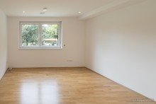 B�ro Sonnendurchflutete und gro�z�gige Dreizimmerwohnung nahe der Uni