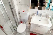 1.OG Badezimmer Top gepflegtes Mehrfamilienhaus zentral und ruhig in Brackwede  -VERKAUFT-