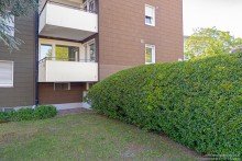 Balkon Au�enansicht Selbst einziehen oder vermieten? Zentrale 3-Zimmer-Wohnung mit Loggia in Brackwede -VERKAUFT-