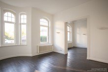 B�ro Gro�z�gige Altbau-B�roetage nahe dem Landgericht