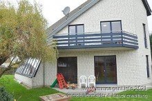Gartenansicht Attraktive Doppelhaush�lfte mit Doppelcarport und Garten in Enger -VERMIETET-