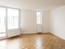 Wohnzimmer Gro�z�gige Dreizimmerwohnung im Zentrum Brackwedes zur Selbstnutzung oder zur Kapitalanlage