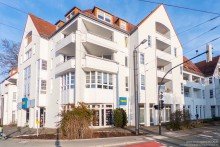 Hausansicht Bodelschwinghstr-Hauptstr Gro�z�gige Dreizimmerwohnung im Zentrum Brackwedes zur Selbstnutzung oder zur Kapitalanlage