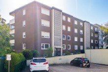 Au�enansicht Selbst einziehen oder vermieten? Zentrale 3-Zimmer-Wohnung mit Loggia in Brackwede -VERKAUFT-