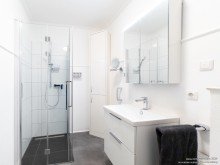 Bad Attraktive Wohnung zentral und ruhig in Bielefeld-Brackwede