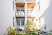 Garten und Terrasse Gro�z�gige Altbau-B�roetage nahe dem Landgericht