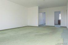 Wohnzimmer Bild 3 Selbstnutzung oder Kapitalanlage? Gro�z�gige Vierzimmer-Wohnung mit Balkon im Zentrum von Brackwede