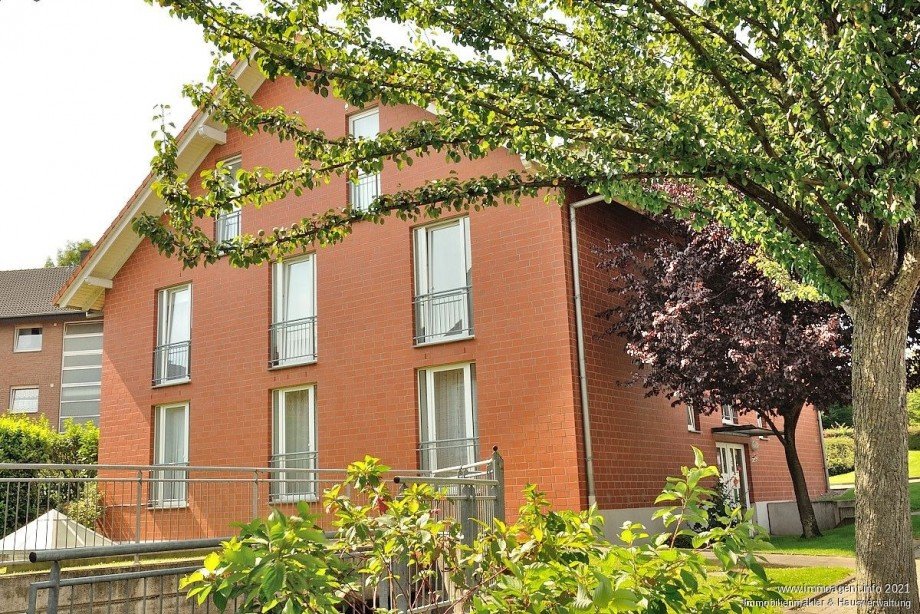 Ansicht 1 Mehrfamilienhaus Detmold