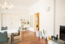 Wohnzimmer Gro�z�gige, helle P�rchenwohnung in der Bielefelder Altstadt