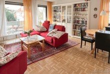 1.OG, Wohnzimmer Top gepflegtes Mehrfamilienhaus zentral und ruhig in Brackwede  -VERKAUFT-