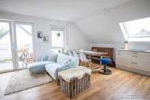 Wohnbereich Moderne Dachgeschosswohnung mit herrlichem Ausblick ins Gr�ne -VERMIETET-