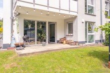 Ansicht Terrasse Moderne Vierzimmerwohnung im Bielefelder Westen mit kleinem Garten in Uni-N�he -VERMIETET-