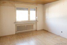 Schlafzimmer Bild 2 Sonnige Zweizimmerwohnung mit Balkon im gr�nen Stieghorst -VERKAUFT-