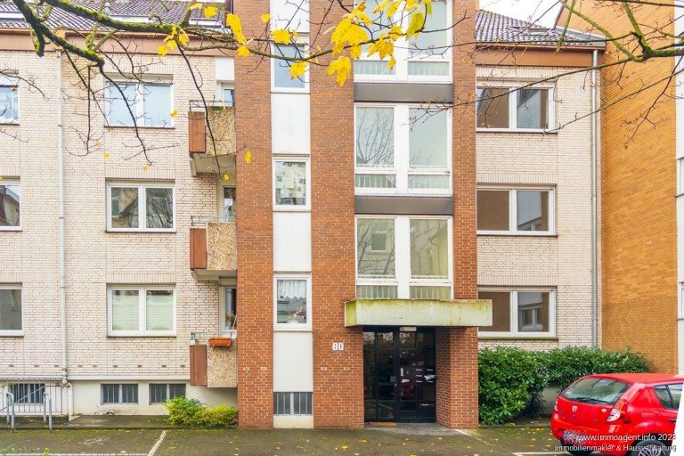 Ansicht Bielefeld Erdgeschosswohnung Renovierte Zweizimmerwohnung mit Terrasse im Bielefelder Westen - VERMIETET -