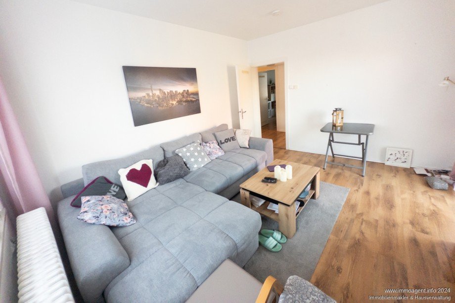 23356_Wohnzimmer Etagenwohnung Bielefeld